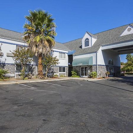 Quality Inn Fresno Yosemite Airport Eksteriør billede
