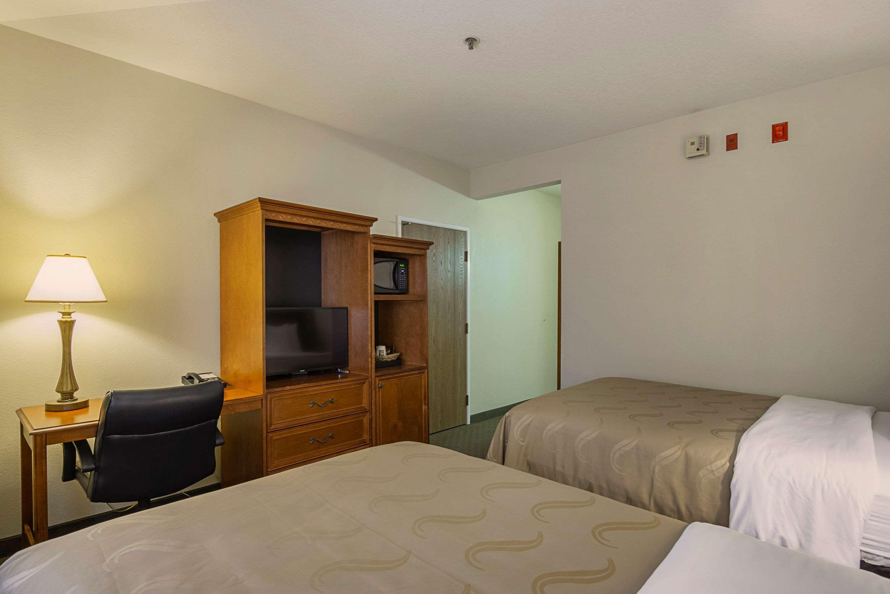 Quality Inn Fresno Yosemite Airport Eksteriør billede