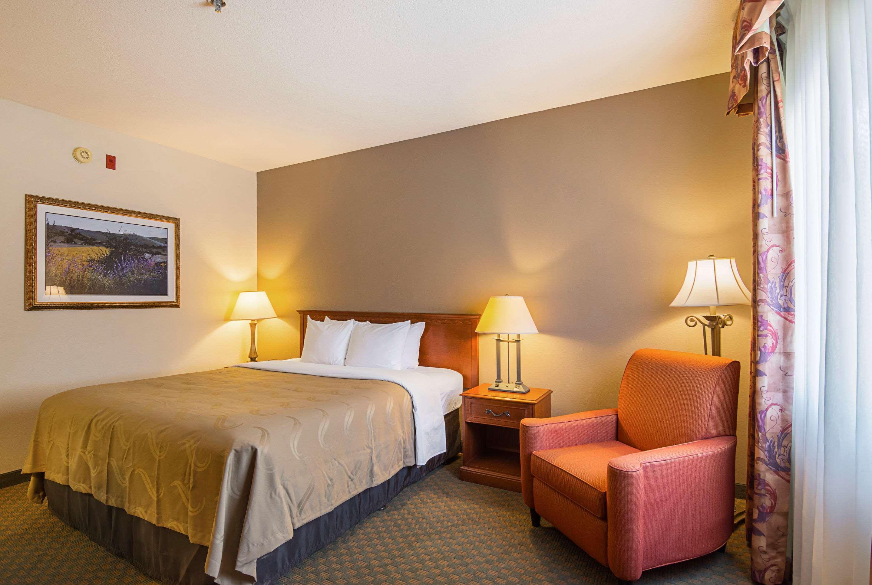 Quality Inn Fresno Yosemite Airport Eksteriør billede