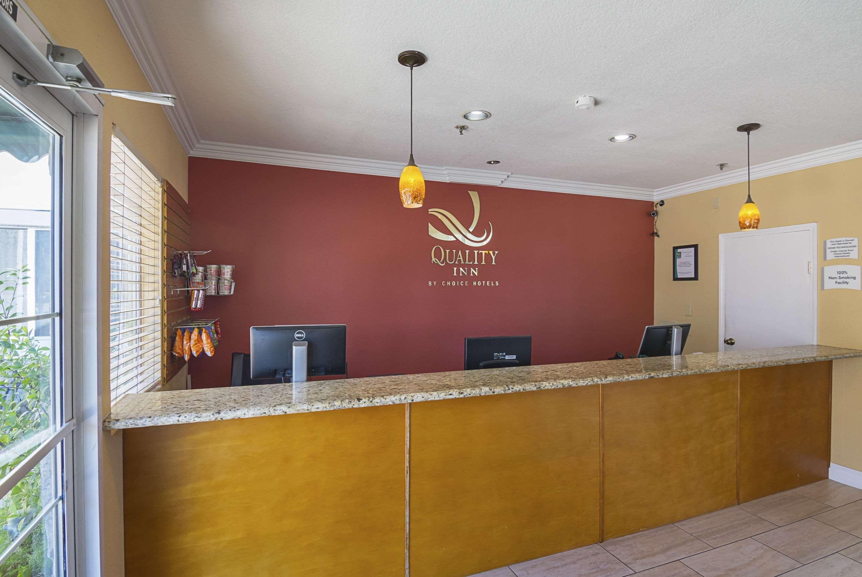 Quality Inn Fresno Yosemite Airport Eksteriør billede