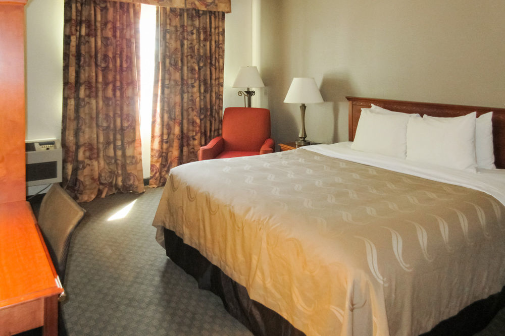 Quality Inn Fresno Yosemite Airport Eksteriør billede